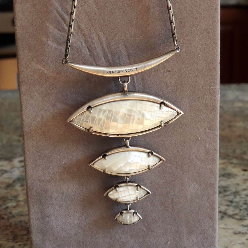 “SALE”  Kendra Scott necklace